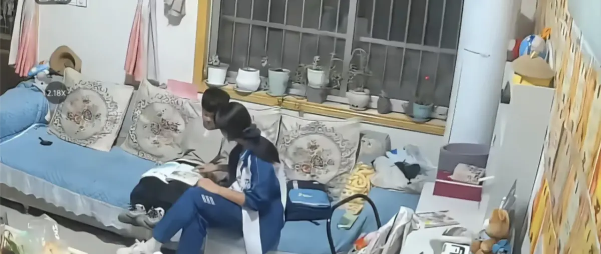《来自姐姐的爱》姐弟情深难舍难分事件来龙去脉梳理-姐姐辅导弟弟作业日常-来自姐姐的爱完整脉络在线观看