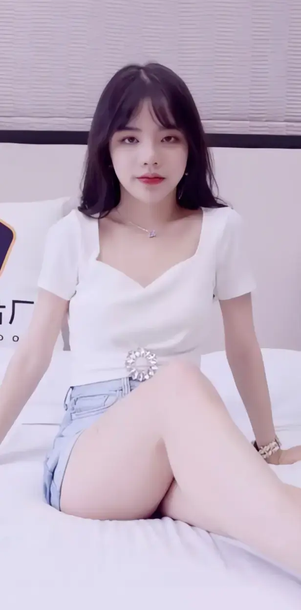 《潘甜甜三部曲》全季无删减版免费观看-潘甜甜封神全集高清下载资源-全网疯传暗黑影像诗