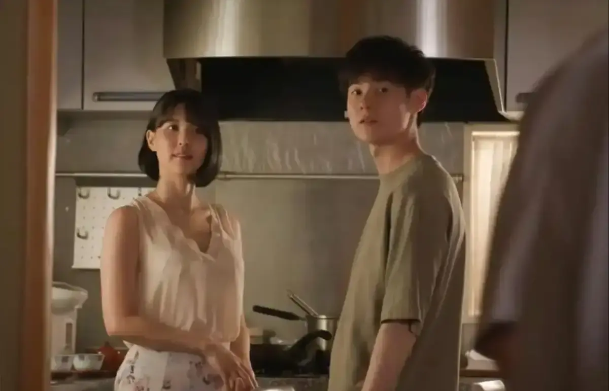 《漂亮的女邻居5》HD修复国语中字-满天星超清完整版-韩国电影免费在线观看-2026热映邻家浪漫邂逅