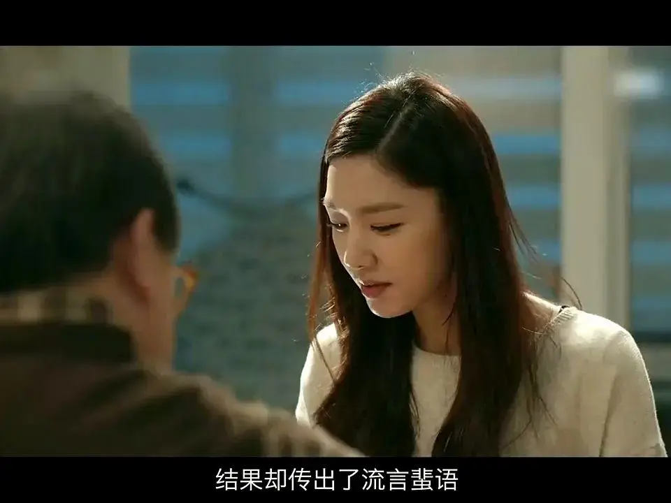 《公公和两个儿媳》高清完整版在线看-《公公和两个儿媳》未删减原版网盘观看-精准中字助力观影-解读韩国家庭纠葛