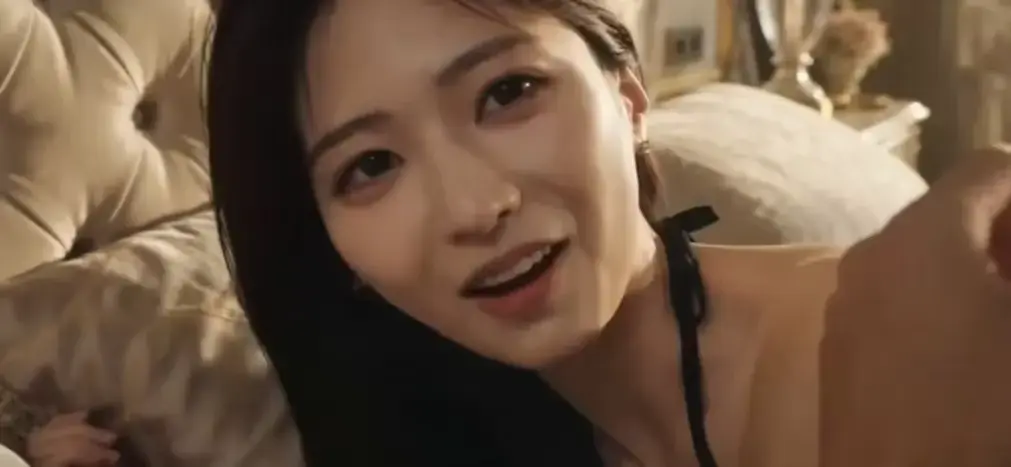 《B 中爱情故事》黄豆AI短剧全集完整版免费观看-4K高清无删减版B中爱情故事在线观看-百度网盘一键转存资源-无广告纯净播放