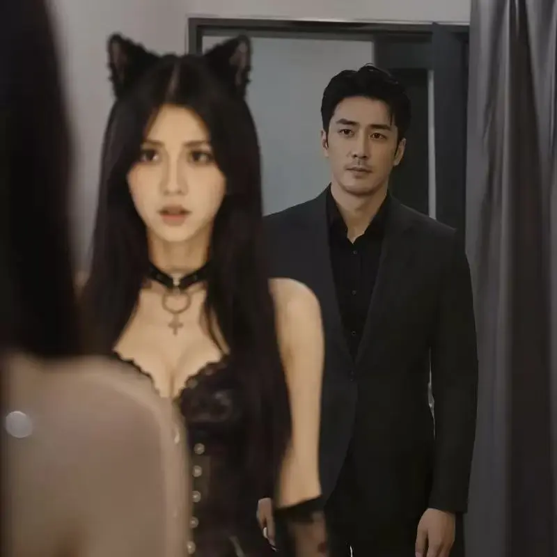 《不能碰的猫耳女下属的秘密》2026都市职场悬疑AI短剧-完整版合集全网刷屏-谜团探寻坚守底线反转追剧-看不能碰的猫耳女下属的秘密